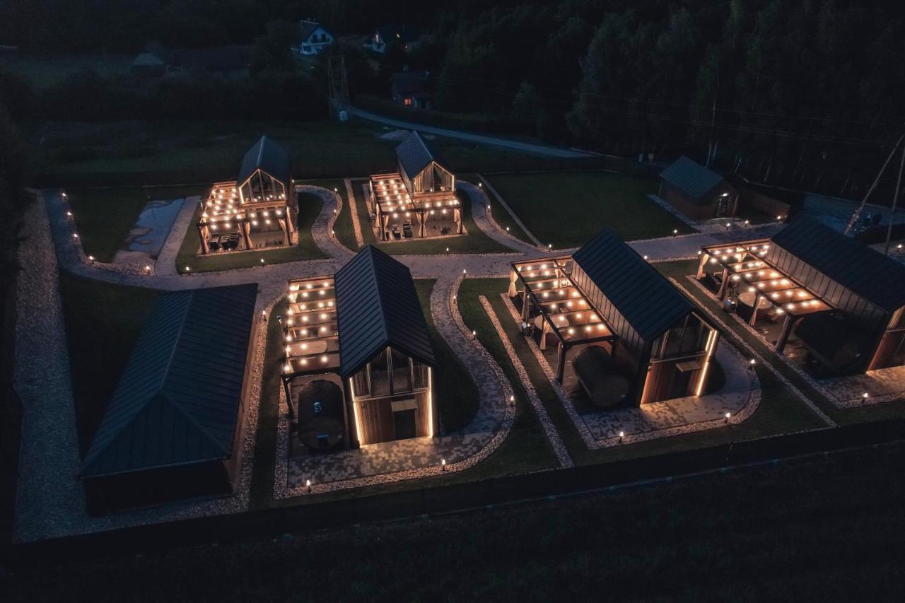 Village Resort Sauna & Jacuzzi & Netflix Tworkowa Buitenkant foto