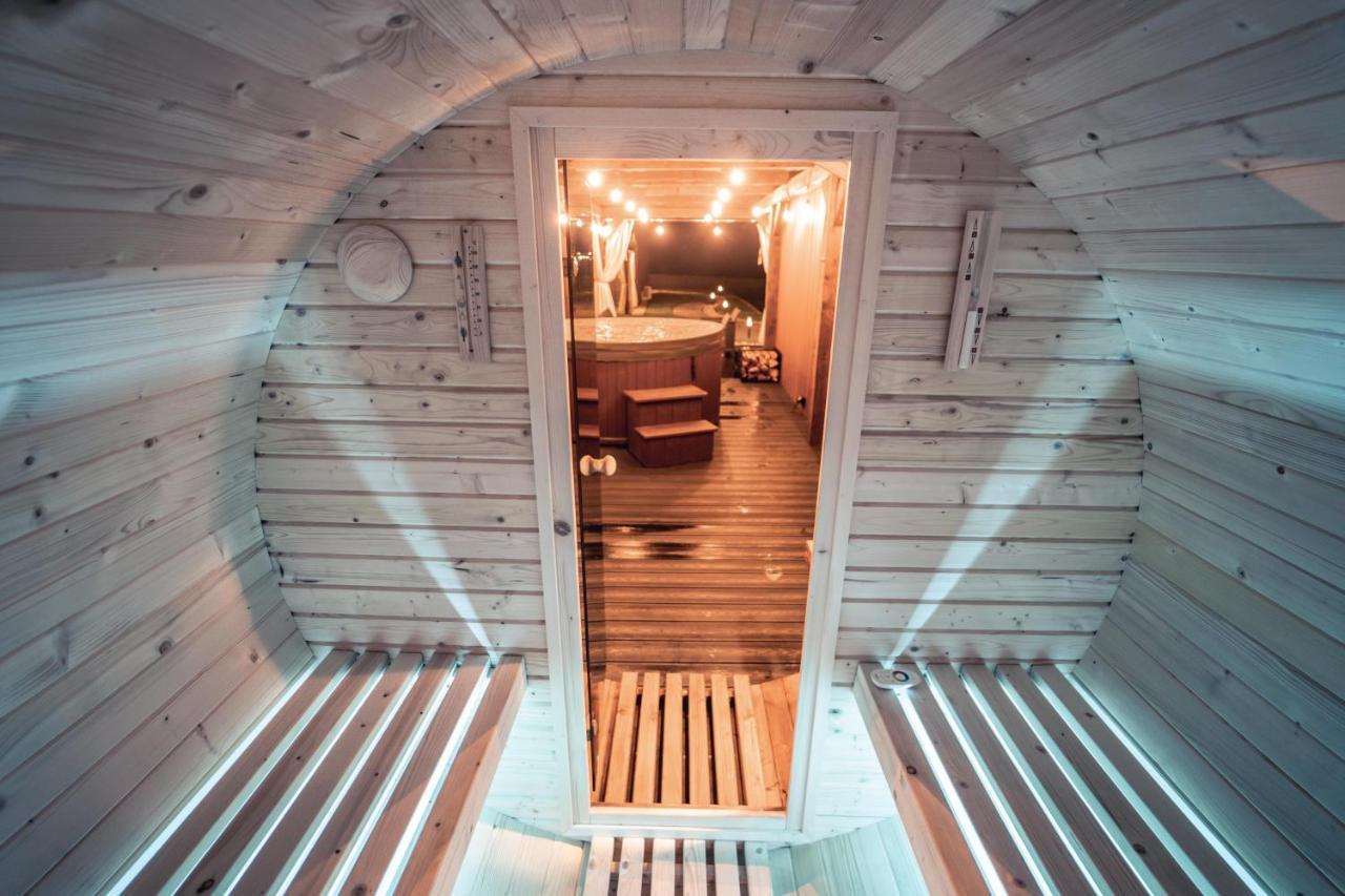 Village Resort Sauna & Jacuzzi & Netflix Tworkowa Buitenkant foto