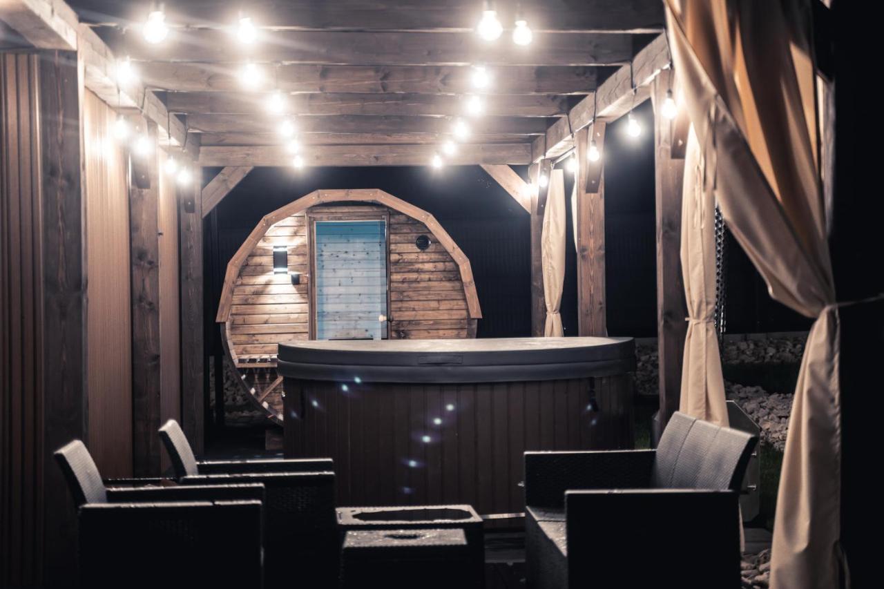 Village Resort Sauna & Jacuzzi & Netflix Tworkowa Buitenkant foto
