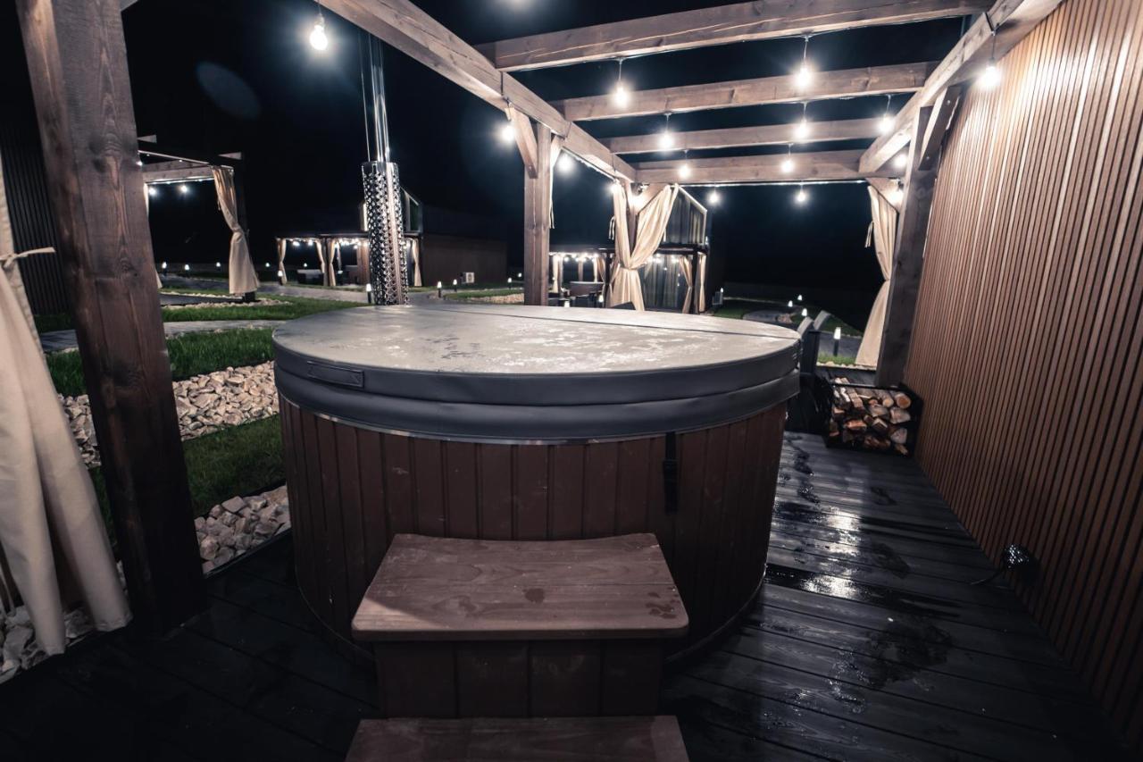 Village Resort Sauna & Jacuzzi & Netflix Tworkowa Buitenkant foto