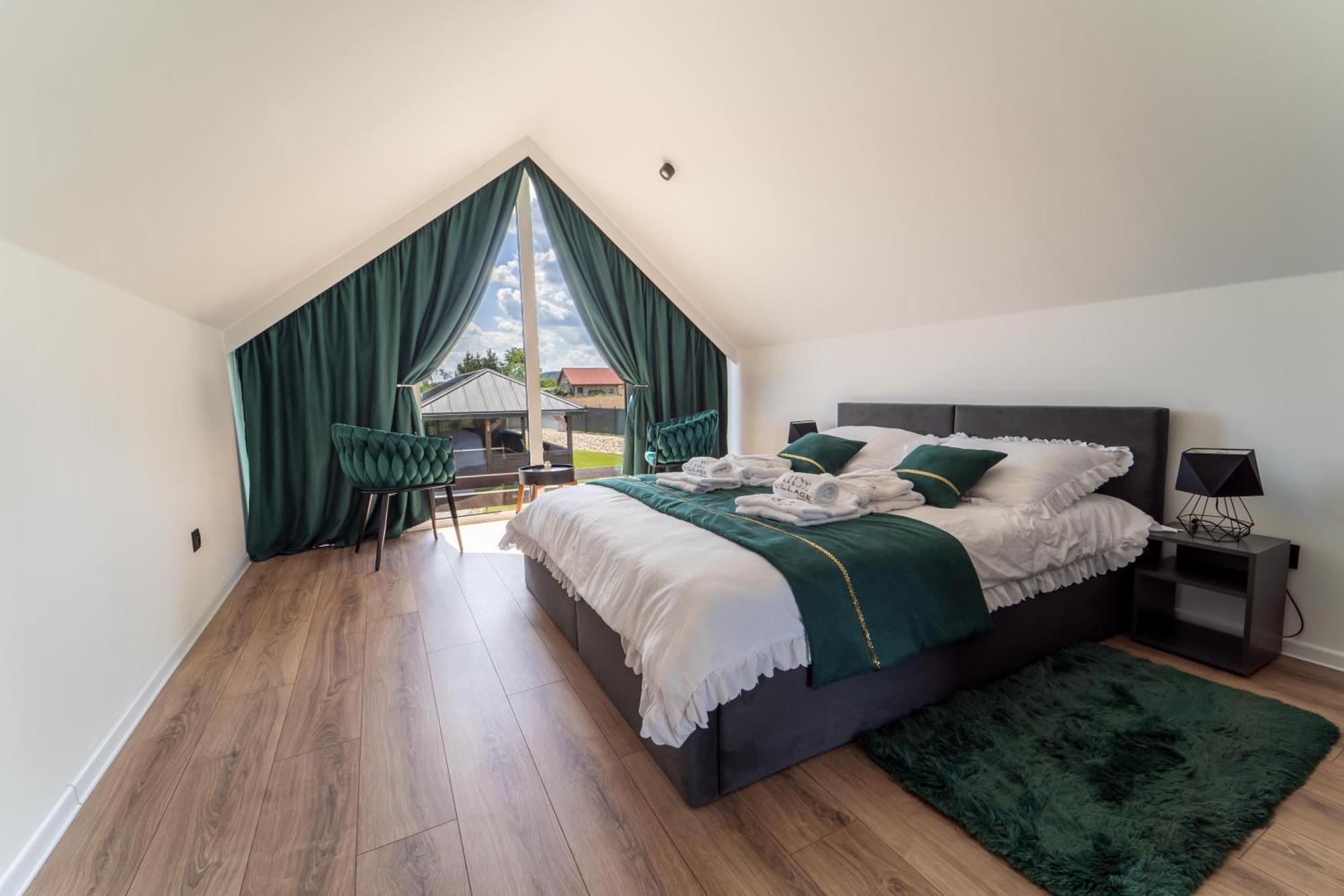 Village Resort Sauna & Jacuzzi & Netflix Tworkowa Buitenkant foto