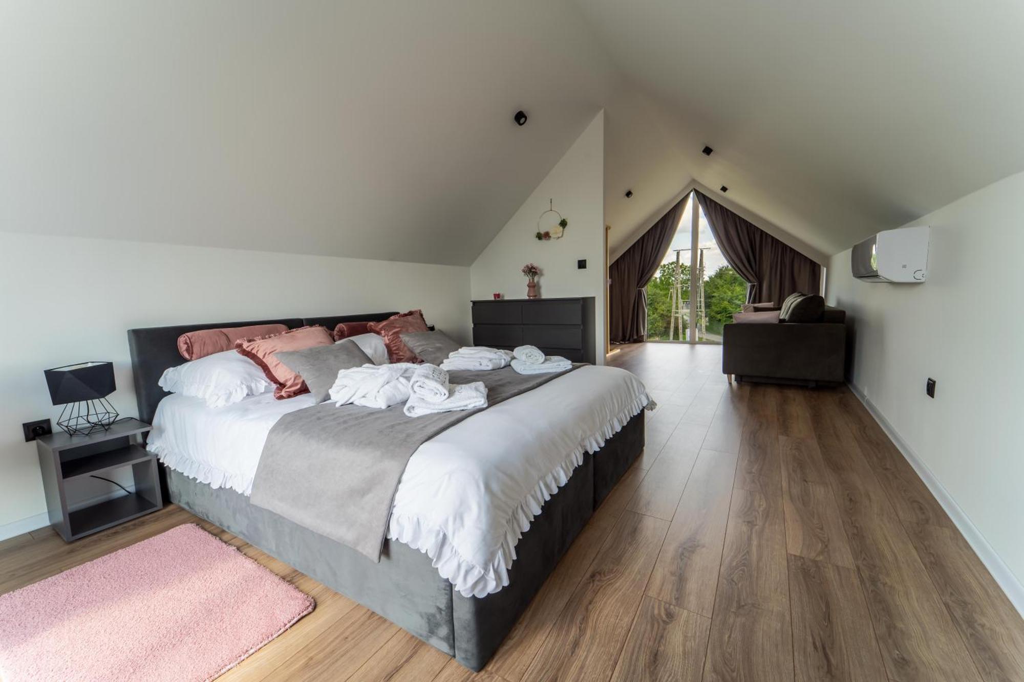 Village Resort Sauna & Jacuzzi & Netflix Tworkowa Kamer foto