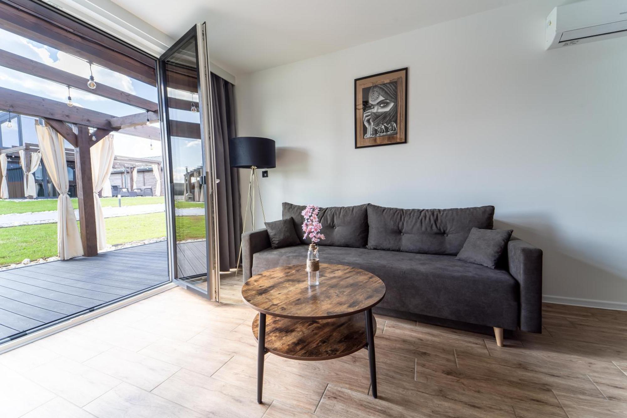 Village Resort Sauna & Jacuzzi & Netflix Tworkowa Kamer foto