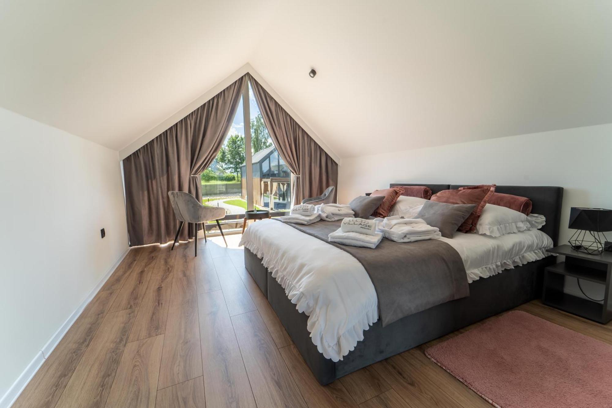 Village Resort Sauna & Jacuzzi & Netflix Tworkowa Kamer foto