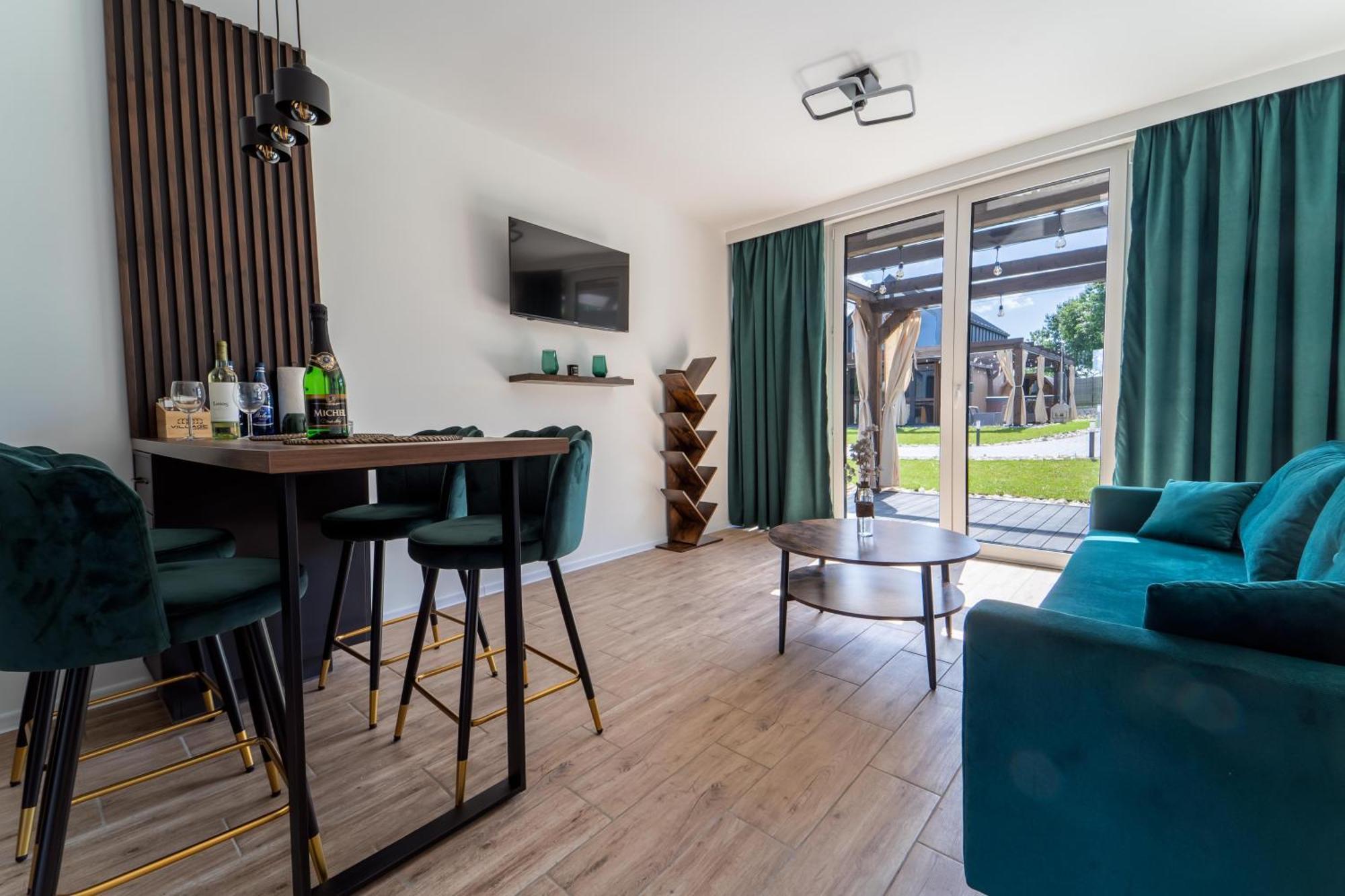 Village Resort Sauna & Jacuzzi & Netflix Tworkowa Kamer foto